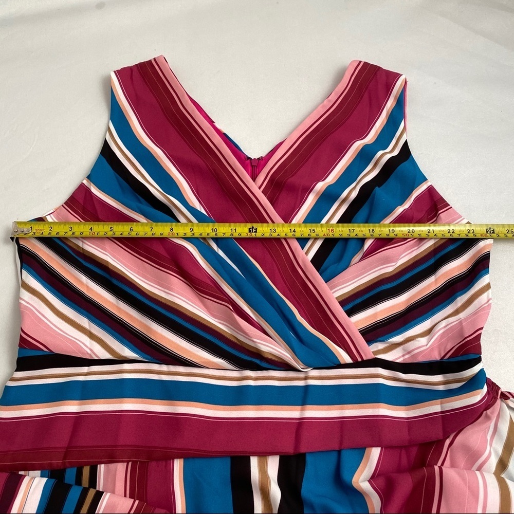Roz and Ali multicolor wrap dress with waist tie 22 - Picture 6 of 6